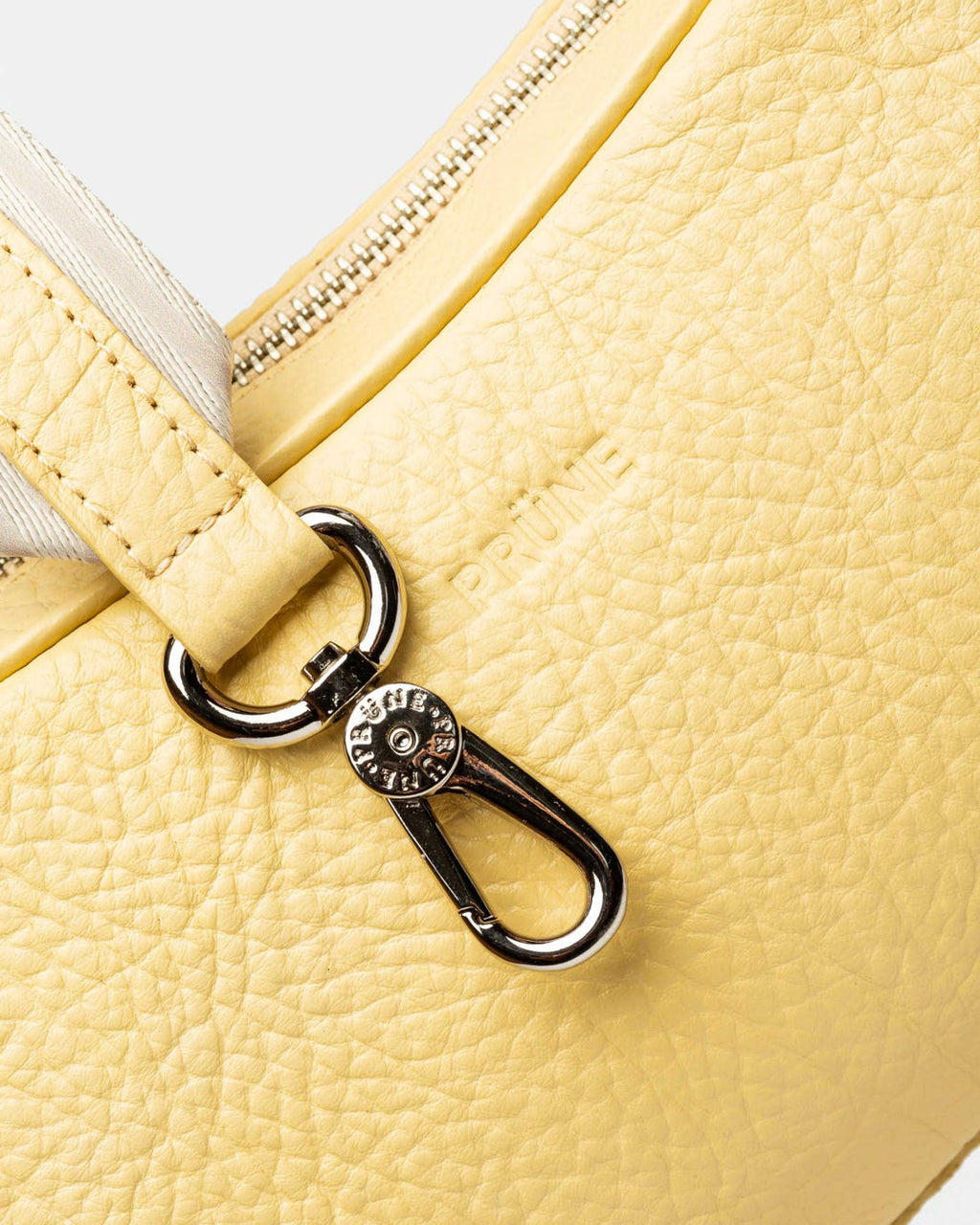 Bandolera The Club en cuero graneado