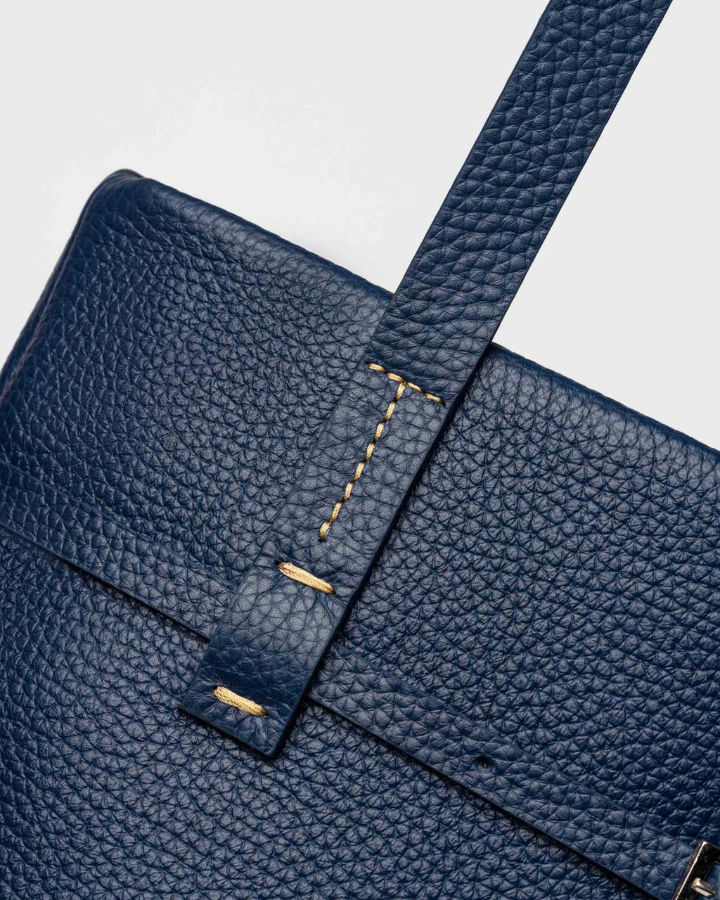 Shopper Bay en cuero graneado