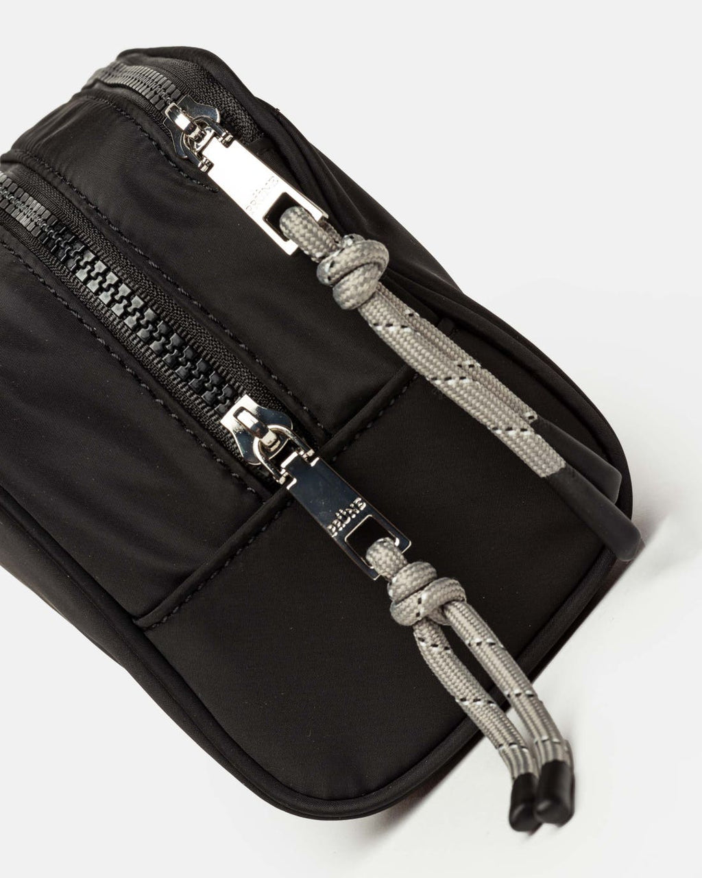 Porta cosméticos New Azami en nylon