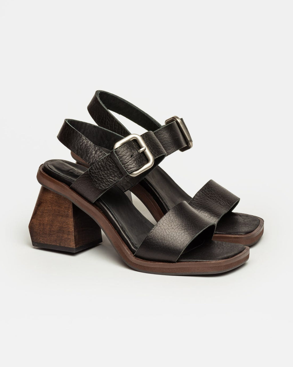 Sandalia alta Kandinsky en cuero liso